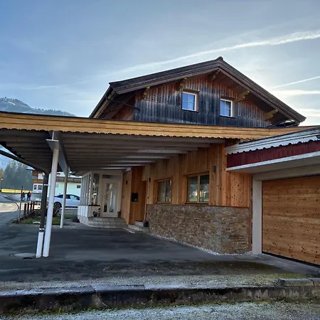 Sissy Kössen